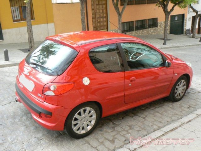 PEUGEOT 206 1.1 - foto 6