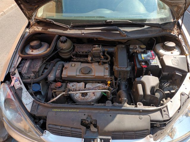 PEUGEOT 206 1.4 - foto 9