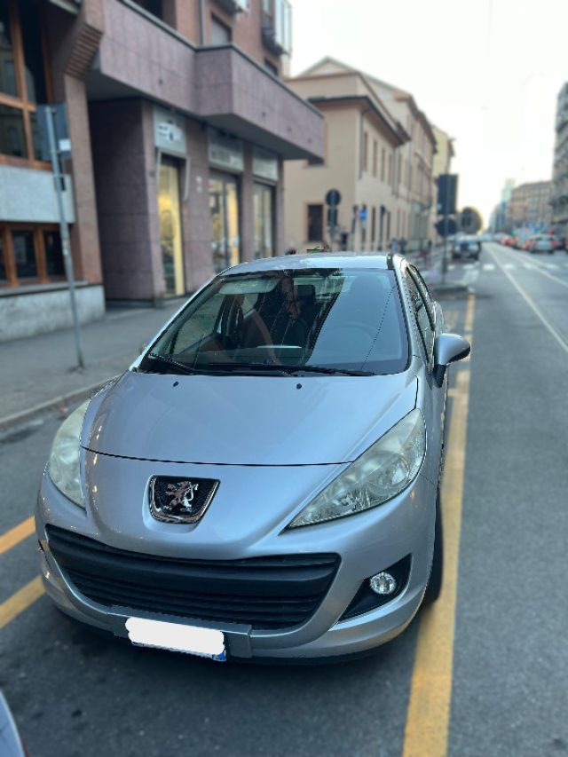 PEUGEOT 207 1.4 - foto 7