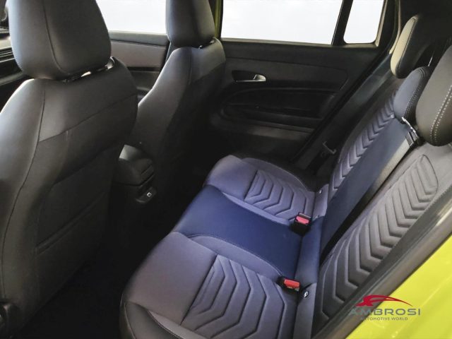 JEEP AVENGER E-HYBRID SUMMIT - foto 11