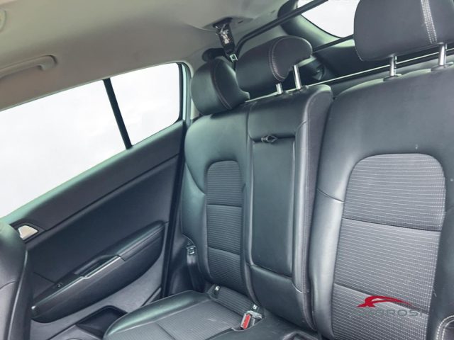 KIA SPORTAGE 1.7 CRDI 2WD STYLE - foto 10