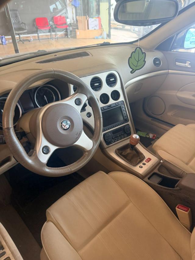 ALFA ROMEO 159 2.4 JTDM 200 CV SPORTWAGON DISTI - foto 6