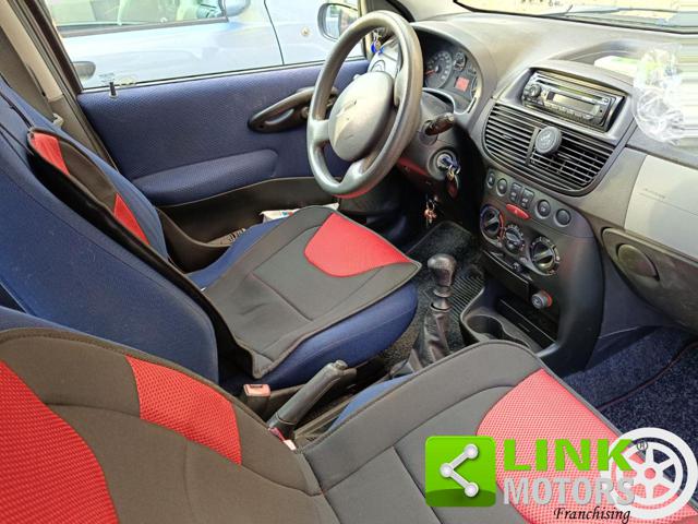 FIAT PUNTO 1.2I CAT 5 PORTE  75000KM UNICOP - foto 5