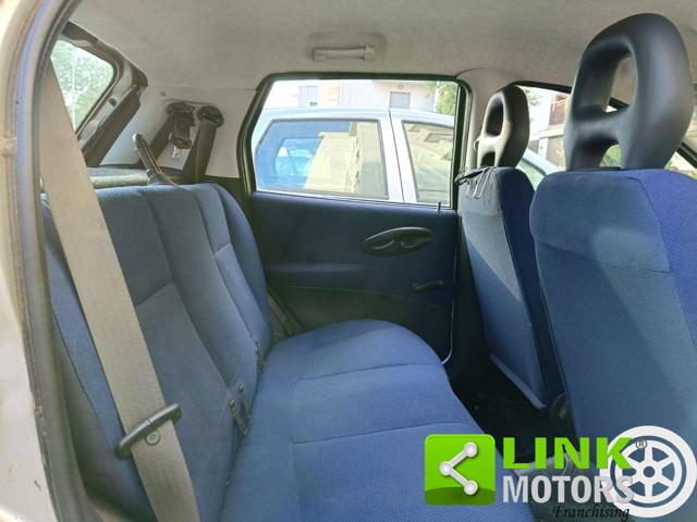 FIAT PUNTO 1.2I CAT 5 PORTE  75000KM UNICOP - foto 9