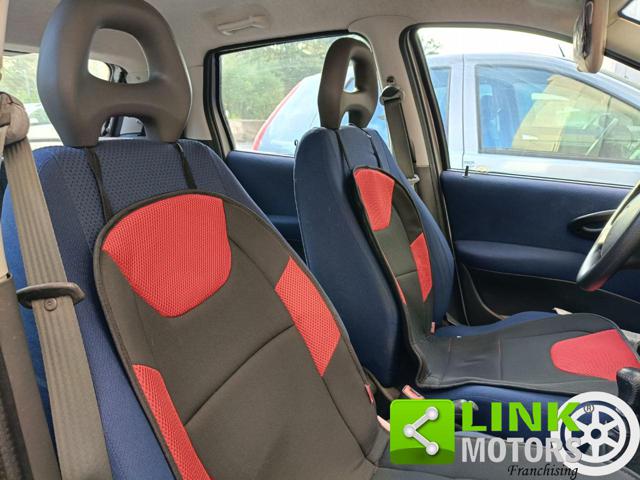 FIAT PUNTO 1.2I CAT 5 PORTE  75000KM UNICOP - foto 7
