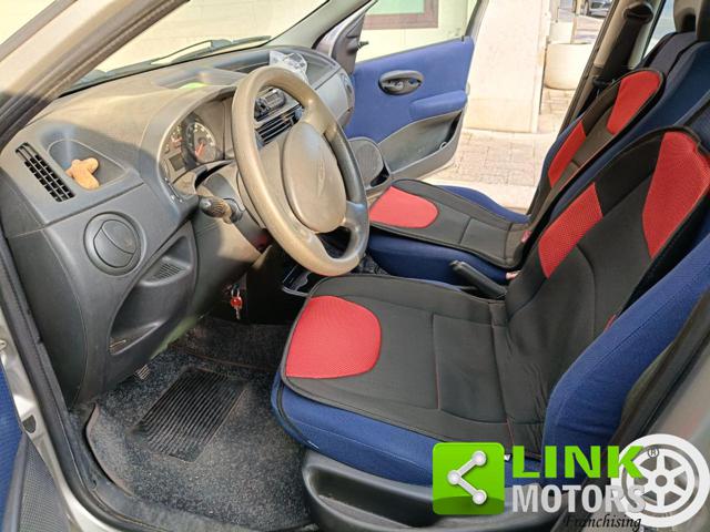 FIAT PUNTO 1.2I CAT 5 PORTE  75000KM UNICOP - foto 16