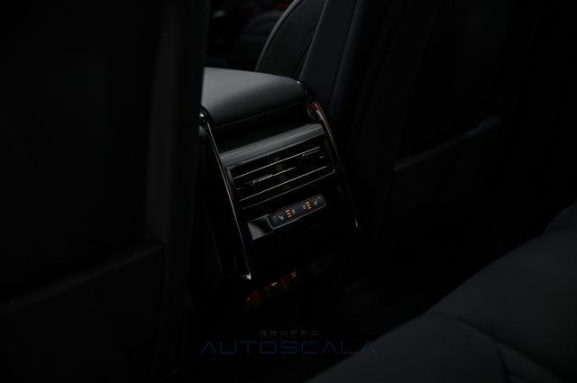 LAND ROVER RANGE ROVER SPORT 3.0D L6 249 CV DYNAMIC SE - foto 30