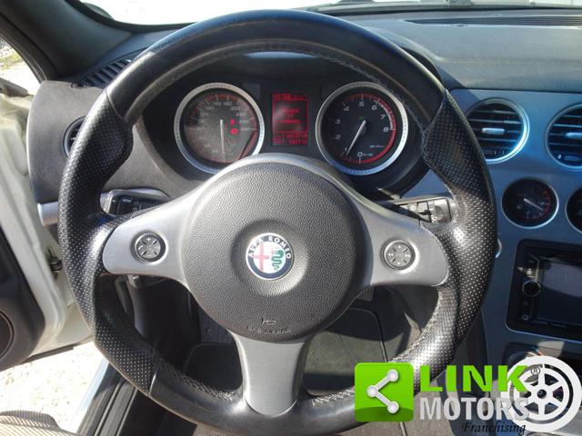ALFA ROMEO 159 1750 TBI SPORTWAGON DISTINCTIVE - foto 29