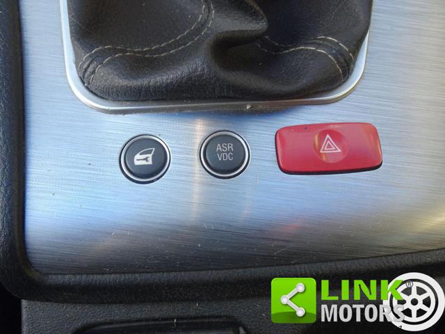 ALFA ROMEO 159 1750 TBI SPORTWAGON DISTINCTIVE - foto 27