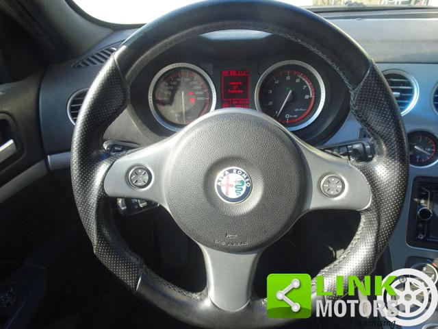 ALFA ROMEO 159 1750 TBI SPORTWAGON DISTINCTIVE - foto 19