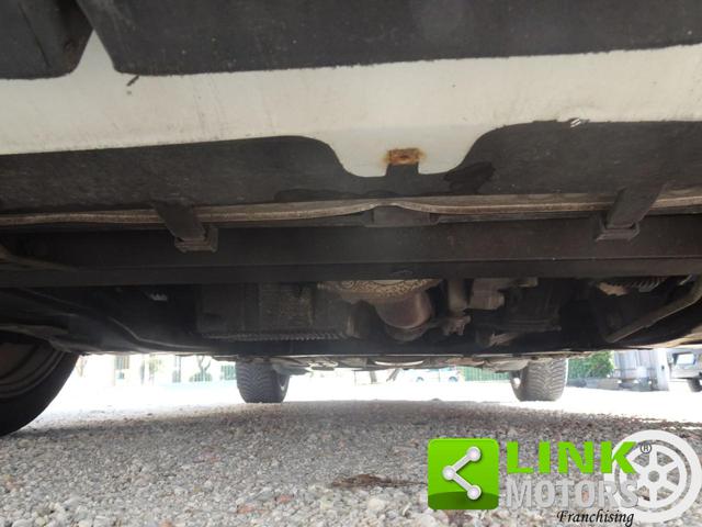 ALFA ROMEO 159 1750 TBI SPORTWAGON DISTINCTIVE - foto 21
