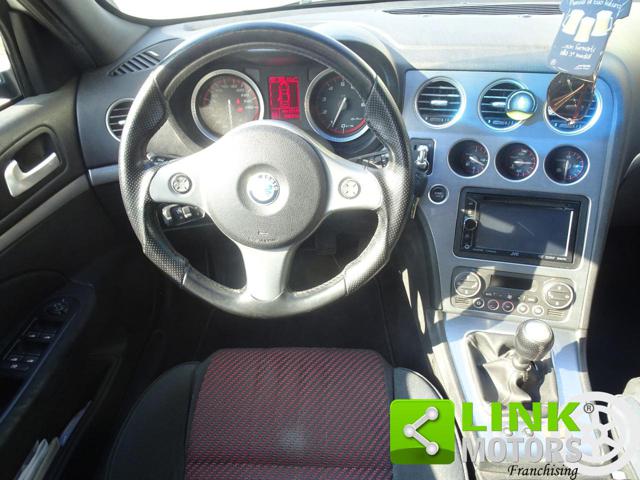 ALFA ROMEO 159 1750 TBI SPORTWAGON DISTINCTIVE - foto 11