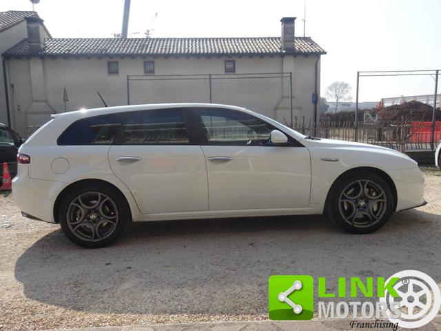 ALFA ROMEO 159 1750 TBI SPORTWAGON DISTINCTIVE - foto 14