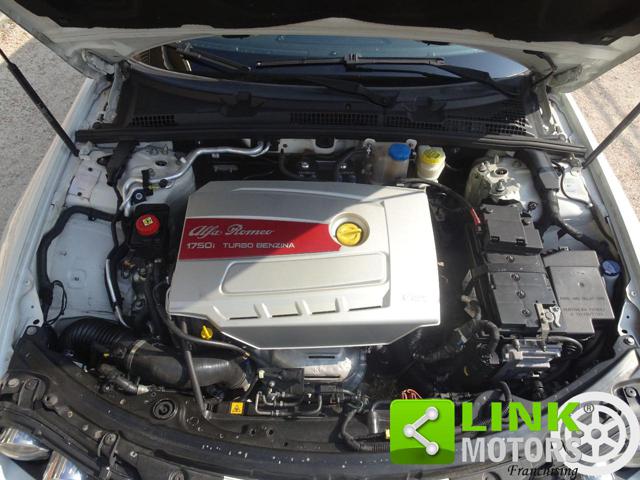 ALFA ROMEO 159 1750 TBI SPORTWAGON DISTINCTIVE - foto 17