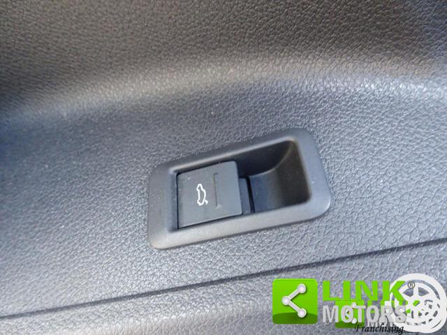 AUDI Q3 S-LINE SPB 35 TDI TRONIC BUSINES - foto 36
