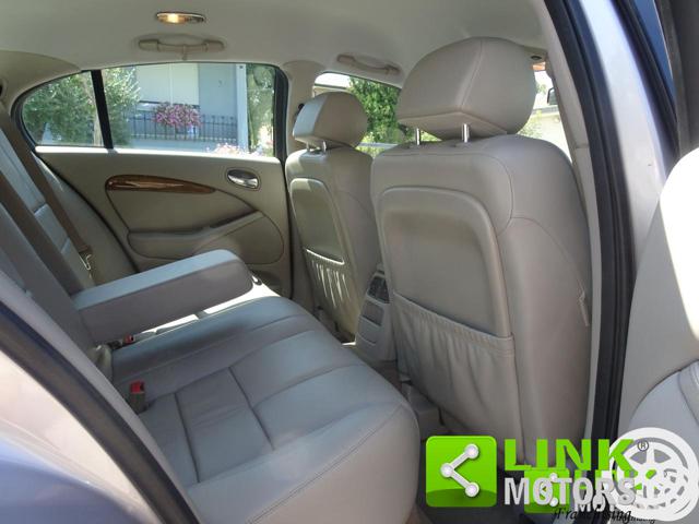 JAGUAR S-TYPE EXECUTIVE 3.0 BENZINA - foto 16