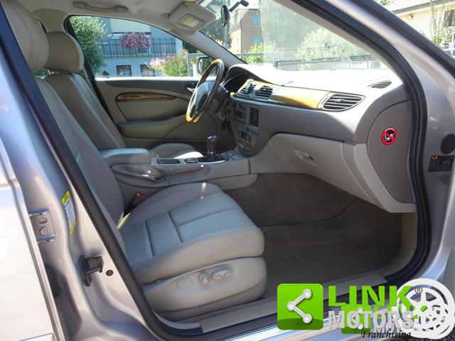JAGUAR S-TYPE EXECUTIVE 3.0 BENZINA - foto 26