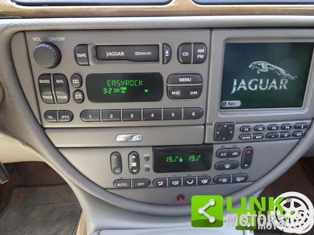 JAGUAR S-TYPE EXECUTIVE 3.0 BENZINA - foto 17