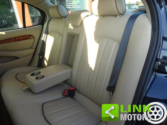 JAGUAR X-TYPE 3.0 V6 24V CAT EXECUTIVE - foto 28