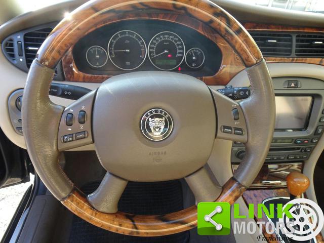 JAGUAR X-TYPE 3.0 V6 24V CAT EXECUTIVE - foto 8