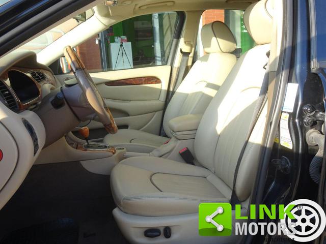 JAGUAR X-TYPE 3.0 V6 24V CAT EXECUTIVE - foto 23