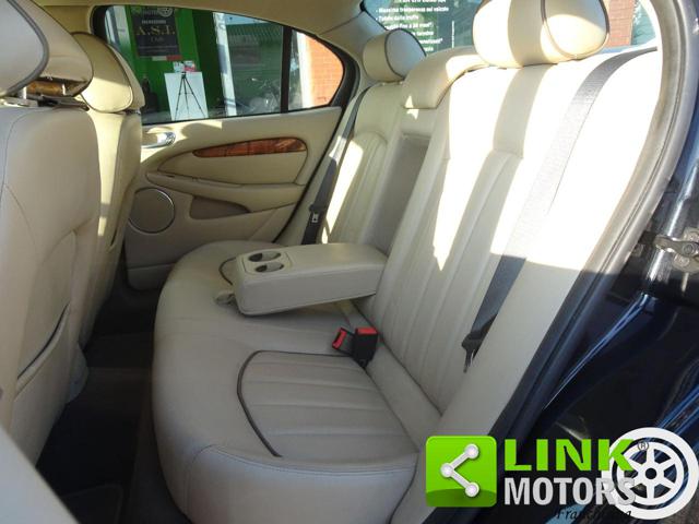JAGUAR X-TYPE 3.0 V6 24V CAT EXECUTIVE - foto 29