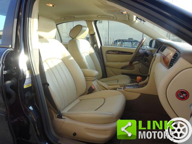 JAGUAR X-TYPE 3.0 V6 24V CAT EXECUTIVE - foto 37