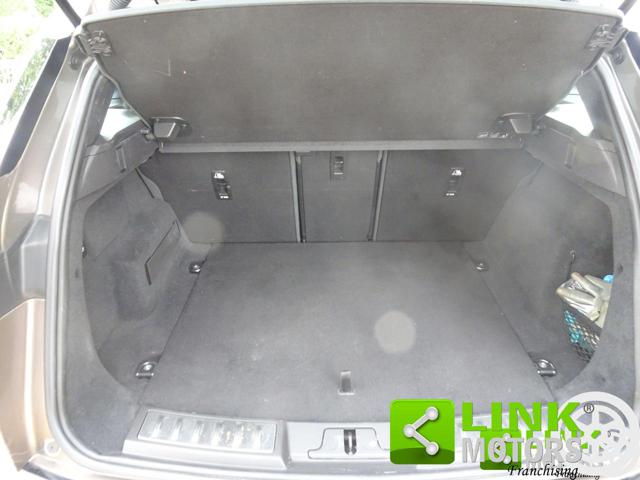 LAND ROVER RANGE ROVER R-DYNAMIC S - foto 20
