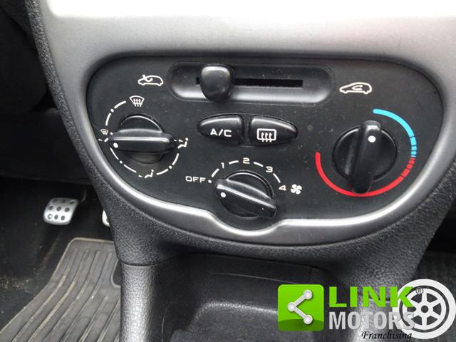 PEUGEOT 206 CABRIO 1.6 QUIKSILVER - foto 18