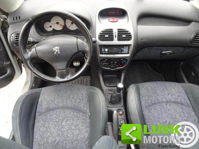 PEUGEOT 206 CABRIO 1.6 QUIKSILVER - foto 12