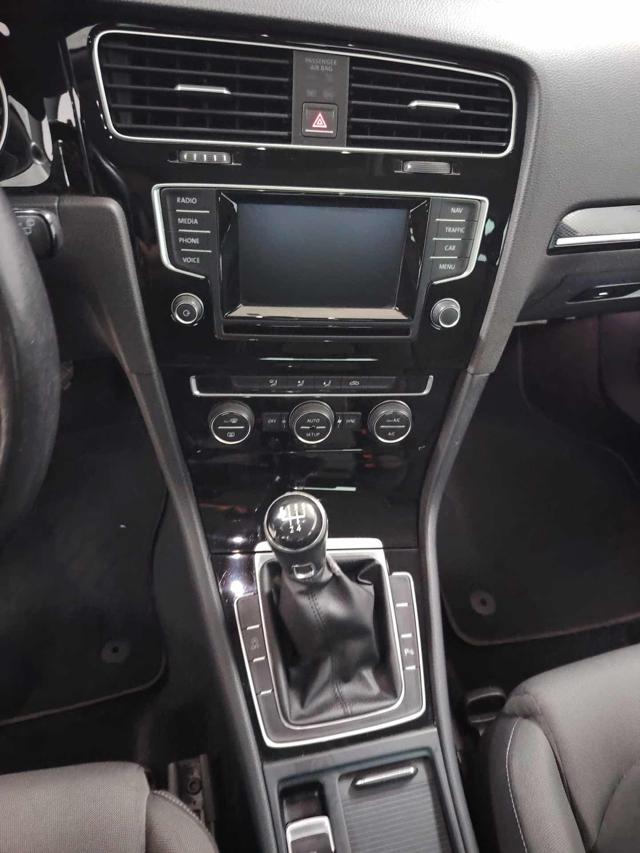 VOLKSWAGEN GOLF 1.6 TDI 5P. COMFORTLINE BLUEMOTI - foto 8