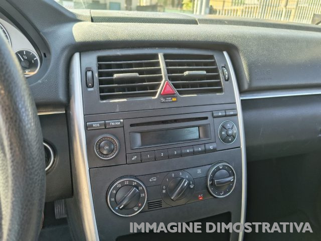 MERCEDES-BENZ B 180 CDI EXECUTIVE - foto 9