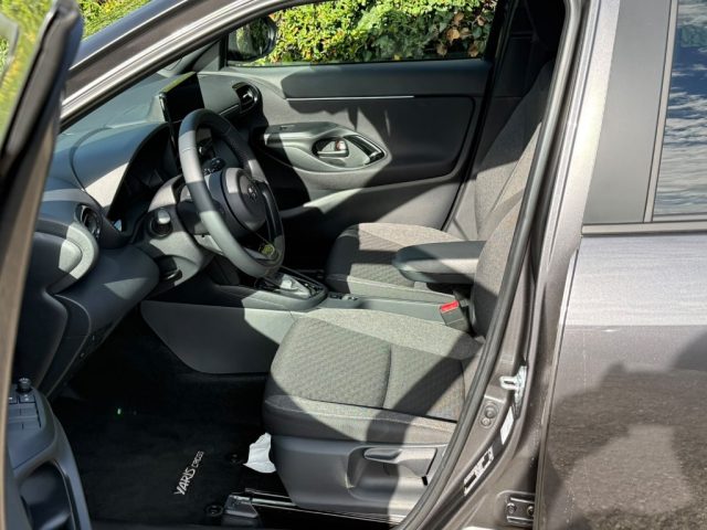 TOYOTA YARIS CROSS 1.5 HYBRID 5P. E-CVT TREND LED - - foto 10