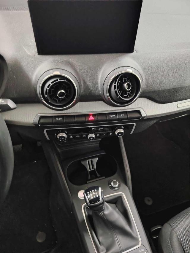AUDI Q2 30 TFSI 47.000KM - foto 6