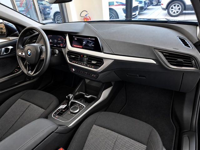 BMW 116 I AUTOMATIC 109 CV ADVANTAGE NAV - foto 16