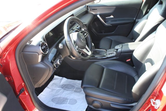 MERCEDES-BENZ A 200 SPORT - foto 9