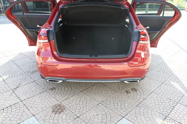 MERCEDES-BENZ A 200 SPORT - foto 18