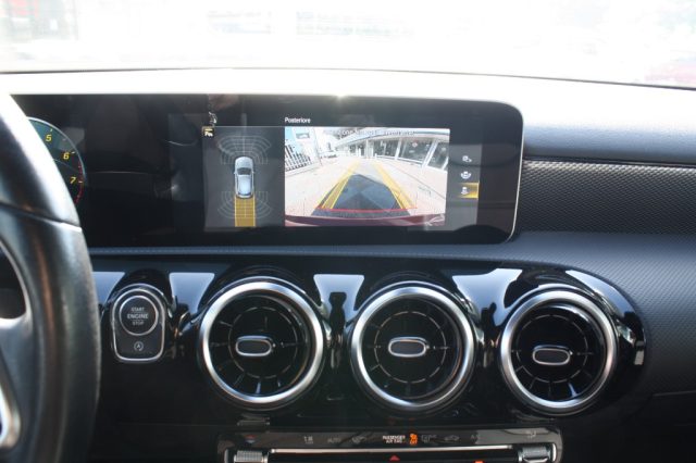 MERCEDES-BENZ A 200 SPORT - foto 14