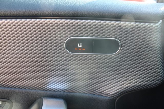 MERCEDES-BENZ A 200 SPORT - foto 19