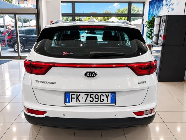 KIA SPORTAGE 1.7 CRDI BUSINESS CLASS NAVI CLI - foto 6