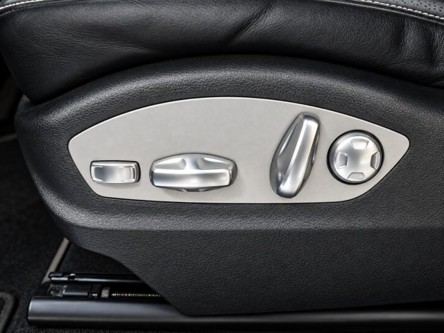 PORSCHE MACAN 2.0 BENZINA PELLE NAVIGATORE CON - foto 19