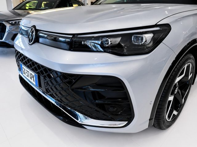 VOLKSWAGEN TIGUAN R-LINE DSG 2.0 TDI 150 CV ALCANT - foto 20