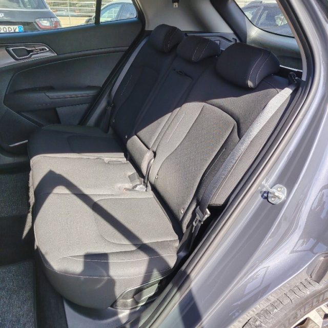 KIA SPORTAGE 1.6 CRDI MHEV DCT BUSINESS - foto 5