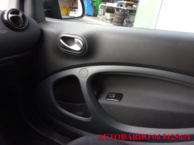 SMART FORTWO EQ PASSION - foto 17