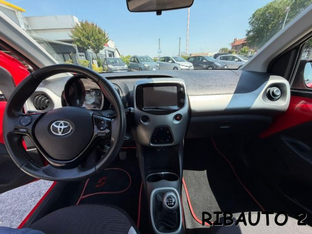 TOYOTA AYGO 1.0 VVT-I 69 CV 3 PORTE X-CLUSIV - foto 10