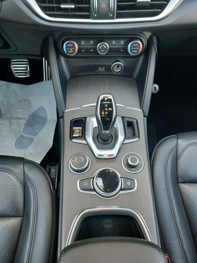 ALFA ROMEO STELVIO 2.2 TURBODIESEL 210 CV AT8 Q4 TI - foto 11