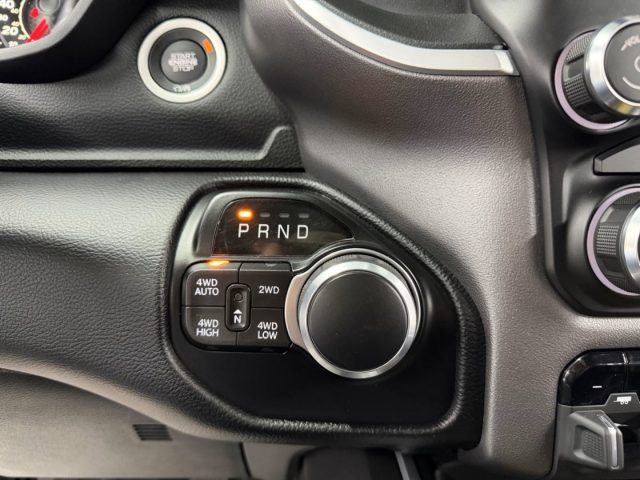 DODGE RAM 5.7 V8 4X4 BIGHORN NIGHT EDITION - foto 22