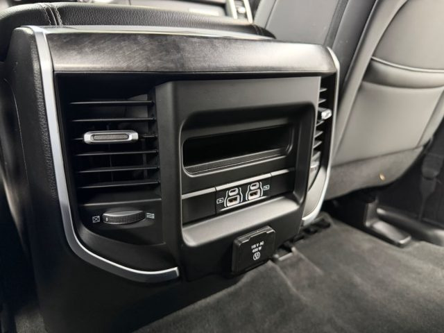 DODGE RAM 5.7 V8 4X4 BIGHORN NIGHT EDITION - foto 19