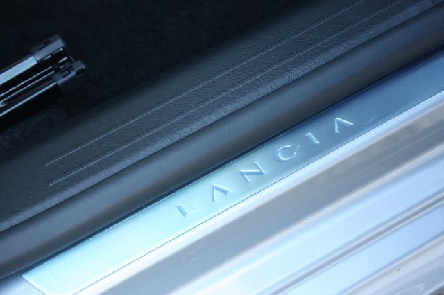 LANCIA YPSILON HYBRID E-DCT LX NUOVO - foto 23