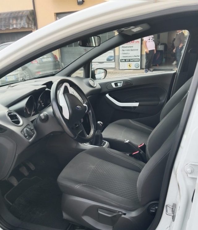 FORD FIESTA 1.0 ECOBOOST 100CV 5 PORTE BLACK - foto 7